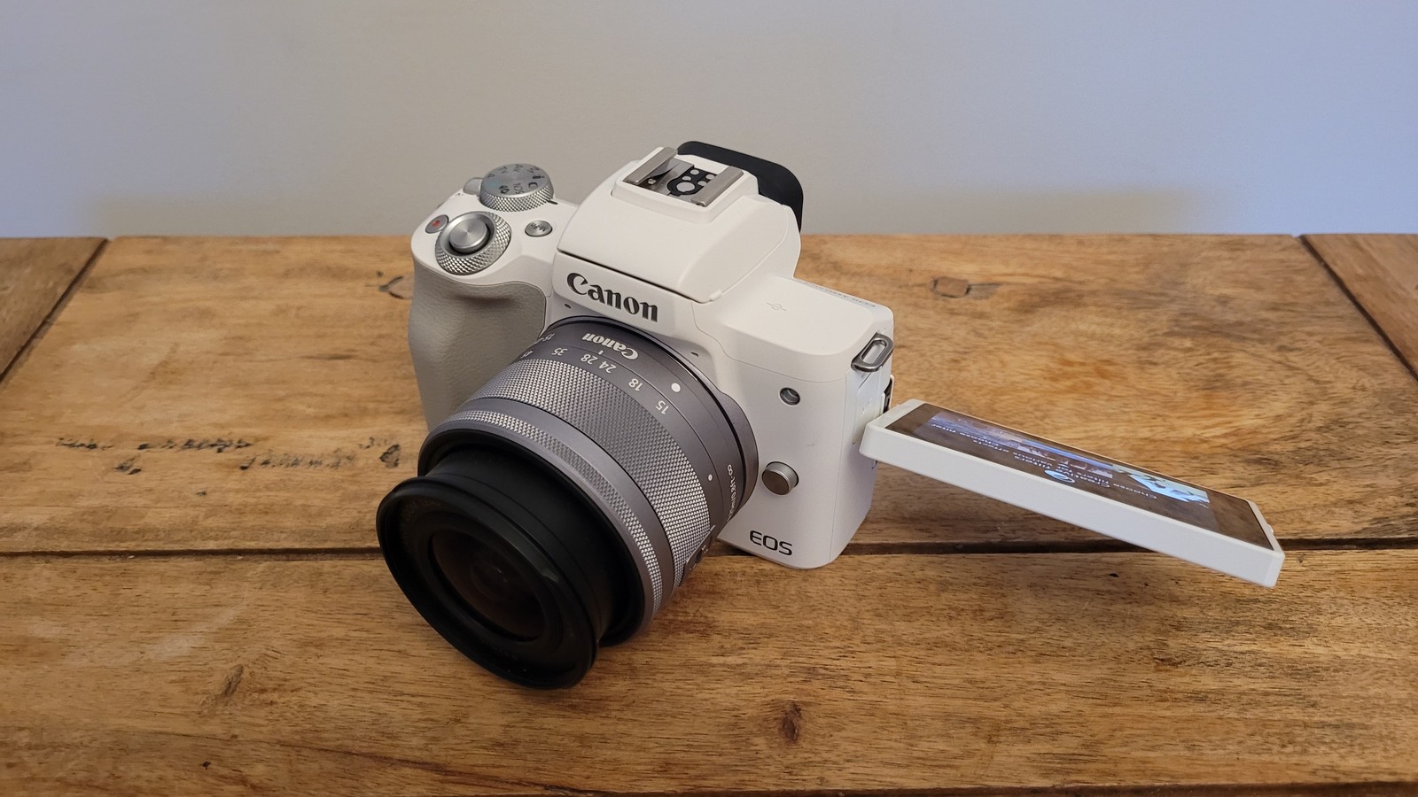 Công thức chỉnh màu máy ảnh Canon M50