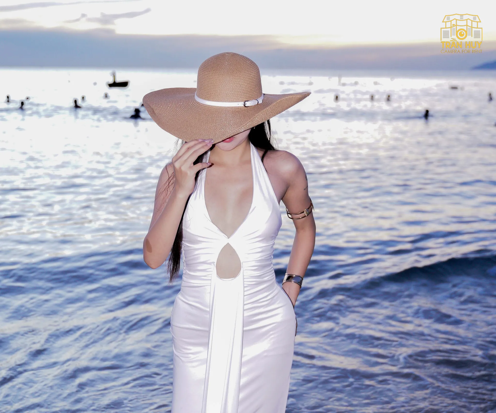 Sony A7III + Fe 28-75mm F2.8 - Hình 6